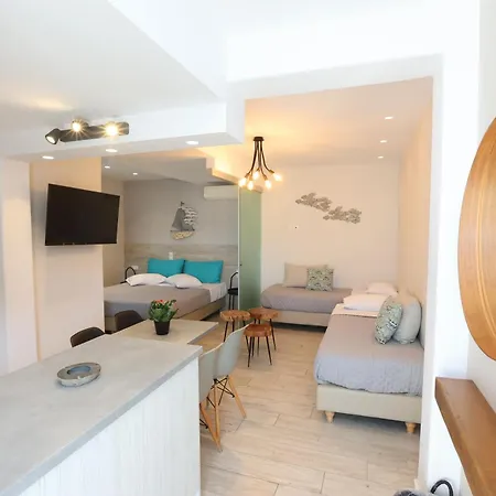 Casa Di Angela 公寓式酒店 4*